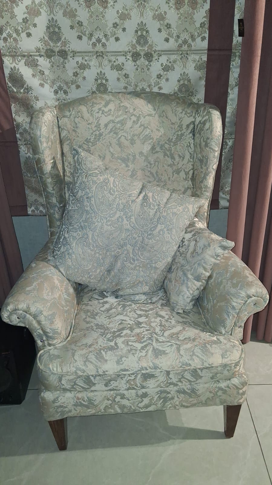 Re-upholstery & Restoration — chairs, sofas & upholstery for premium interiors