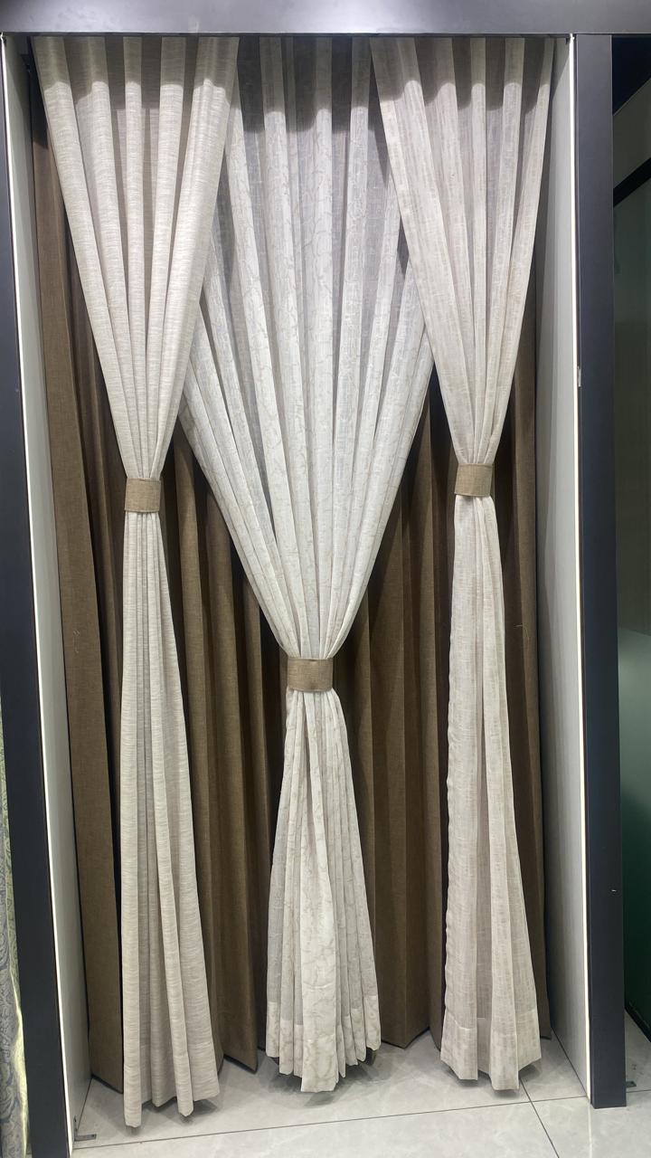 Curtains & Drapes installation 20